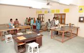 Sri Muthukumaran Arts and Science College Labs Sri Muthukumaran Arts and Science College Labs