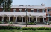 Daulat Ram College Campus Building