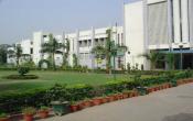 Pannalal Girdharlal Dayanand Anglo-Vedic College (Evening) Campus View