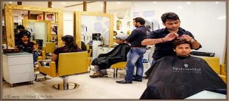 Aashmeen Munjaal's Star Salon n' Academy