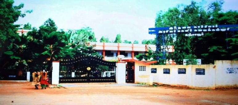 Kunthavai Naacchiyaar Government Arts College For Women